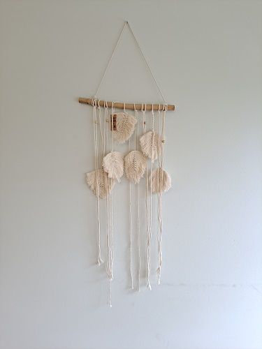 6 Leaf & Tassels hanging macrame w/Wooden Dowel(35cm)