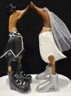Wooden Duck - Happy Wedding Couple